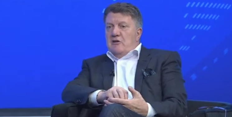 Milaim Zeka: Kupolën e lirisë Kosovës ia dha Perëndimi, këtë duhet të mësojë Kurti