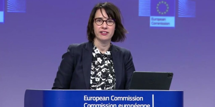 Hipper: Rruga drejt BE-së për Kosovën e Serbinë shkon nëpërmjet dialogut