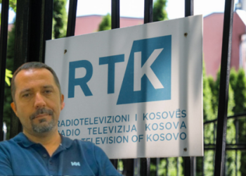 Rilind Gërvalla vazhdon me udhëheqjen “si në bahçe të babës”: Ndëshkon pesë moderatorë të RTK-së