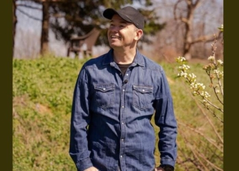 “Për burg koke vesh”, “Të erdh koha me të ba synet”, komentuesit shpotisin Faton Pecin