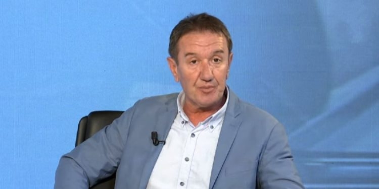 Rrëzimi i Vuçiq: Mbi 300 mijë njerëz më 15 mars në Beograd