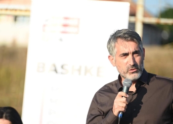 Berat Lahu njofton për largimin nga VV, ripërsërit akuzat ndaj Gëzim Sveçlës për çështjen e pronave në Badoc