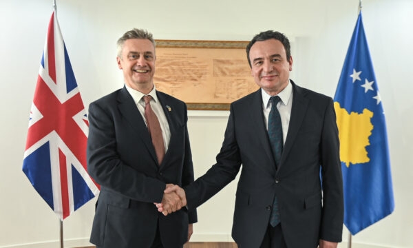 Një ditë pas certifikimit të rezultateve, Hargreaves në zyrë te Kurti, ZKM: U diskutuan edhe hapat për formimin e qeverisë