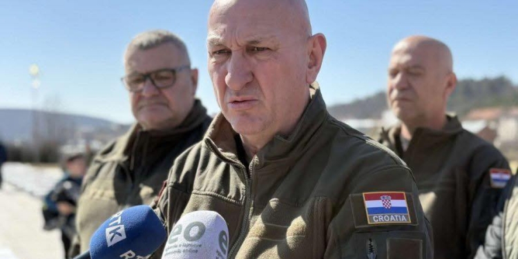 Veteranët e Kroacisë vizitojnë Prekazin: Madhështia e një populli është kur i kujton heronjtë e vet