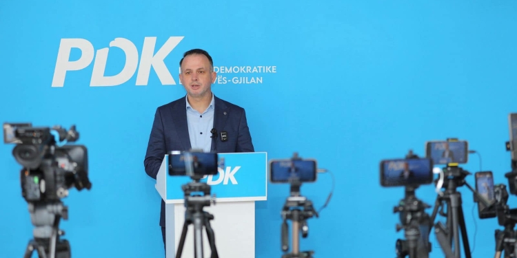 PDK në Gjilan kërkon dorëheqjen e Alban Hysenit: Është akt i duhur në këtë situatë të jashtëzakonshme