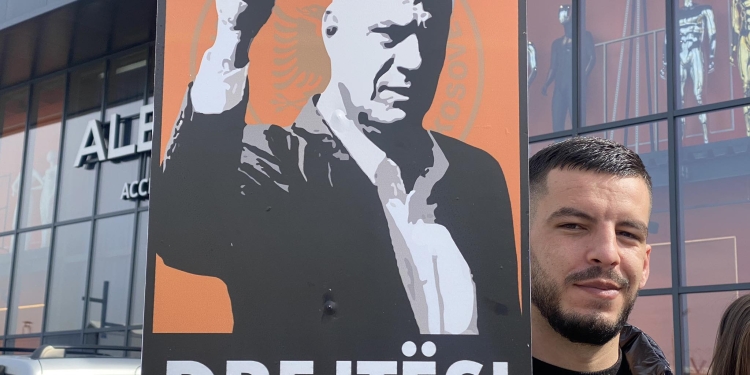 Hajdari i PDK-së: Thaçi shumë shpejt do të rikthehet triumfues në Kosovë