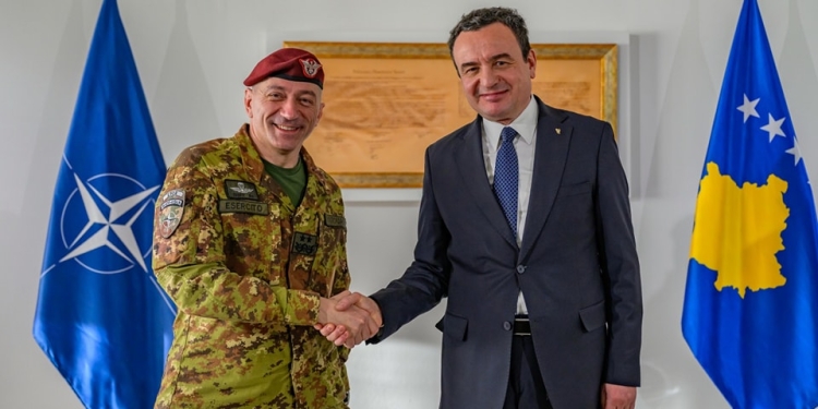 Deklarohen nga KFOR pas takimit Kurti- Barduani: Kanë shkëmbyer pikëpamje mbi situatën aktuale