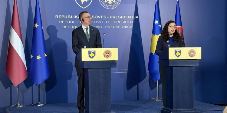 Rinkevics: Masat e BE-së duhet larguar, s’mund t’ju premtoj asgjë për statusin e kandidatit