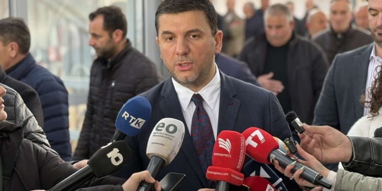 Krasniqi nga Skenderaj: Mungesa e Thaçit, padrejtësi e madhe