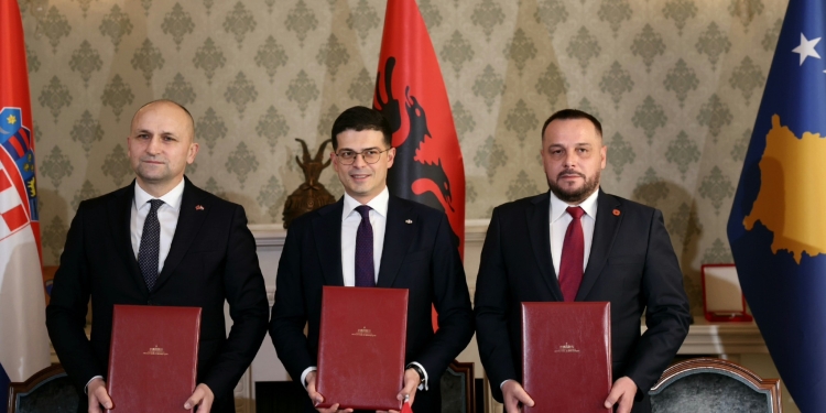 Marrëveshja që tronditi Serbinë, Vengu: Narrativë viktimizuese, s’kemi traktate të fshehta kundër fqinjëve