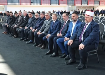 BIK-u shkon për ngushëllime te familja e Thaçit