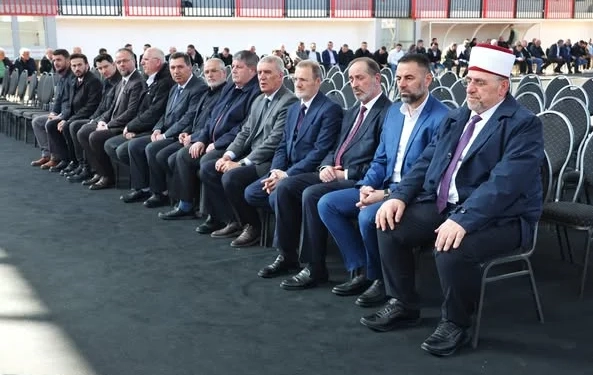 BIK-u shkon për ngushëllime te familja e Thaçit