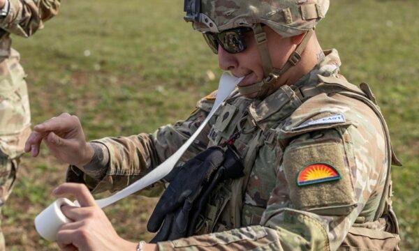 Ushtarët amerikanë trajnohen brenda Bondsteel-it për shpëtim të jetëve