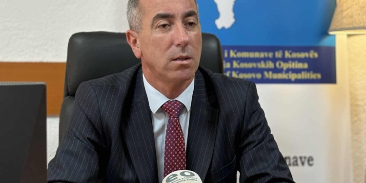 Asociacioni i Komunave: Tatimi në pronë, energjia dhe inflacioni po rëndojnë qytetarët