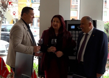 Grupi i parë i turistëve nga Malta mbërrin në Kosovë – “Sharr Travel” nis bashkëpunimi për shkëmbime turistike mes dy vendeve