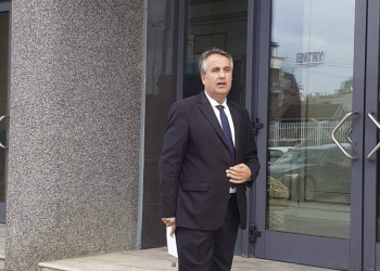 Kryetari i PAI-së, bashkë me të birin, dyshohet se kanë sulmuar një djalë në oborrin e xhamisë së Lipjanit