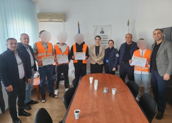 Certifikohen katër të mitur në aftësimin profesional në QEK në Lipjan