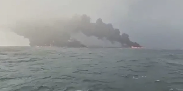 Përplasja e dy anijeve në Detin e Veriut, nxirren dhjetëra trupa të pajetë