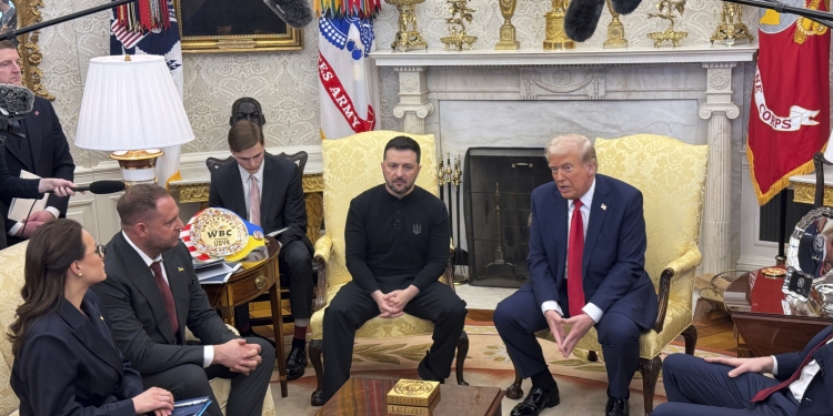 Trump thotë se do të flasë me Putinin dhe do ta ftojë Zelenskyn përsëri në Shtëpinë e Bardhë