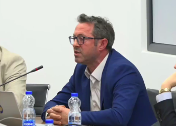 Krasniqi i VV-së sulmon institucionet e drejtësisë në ditën e certifikimit të zgjedhjeve