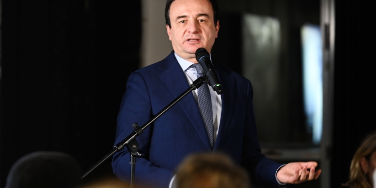 Clark: “Merrni investime amerikane” – Kurti e shkelmoi projektin kryesor amerikan