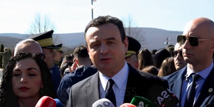 Kurti: Rënia heroike e Shaban, Adem dhe Hamëz Jasharit është Epopeja e UÇK-së