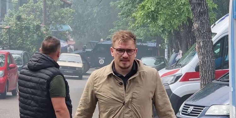 Arsenijeviq i reagon Kurtit: Mos më fut në një shportë me Nenad Rashiqin, as mos më mbroj