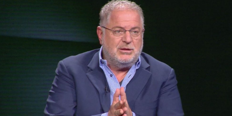 “I vyshkur në ballë por i thelluar në burrni – Hero i Kosovës, dëshmitarët e Hagës, pjesë e një rrëfimi gënjeshtër”, Baton Haxhiu për Thaçin