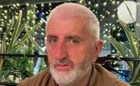 “Rruga jote ishte shtëpi, punë e xhami”, reagon familjari i të vrarit në Prishtinë: Kur vrasësit vrasin edhe mysafirët në restorant