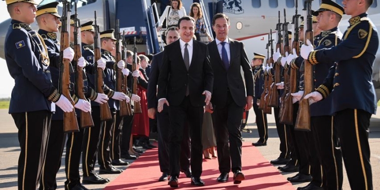 Rutte vjen nesër në Kosovë, në 14:50 pritet nga Kurti