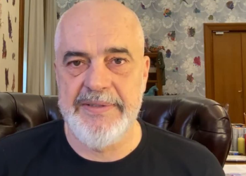 “U mërzite për shokun tënd Dodik?”, Edi Rama – komentuesit nga Kosova: Historia e miqve të mi çetnikë, një budallallëk me brirë