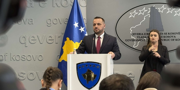 Maqedonci: Kosova po ndërton ushtri me standarde të NATO-s