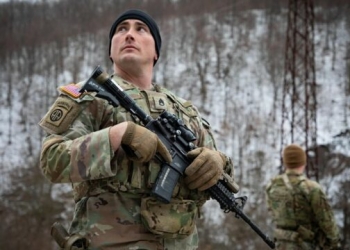 KFOR-i amerikan patrullon përgjatë kufirit në veri të Kosovës, publikon pamje
