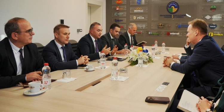 Rafuna, priti në takim Përfaqësuesin e ri special të BE-së për dialogun Kosovë-Serbi, Peter Sorensen