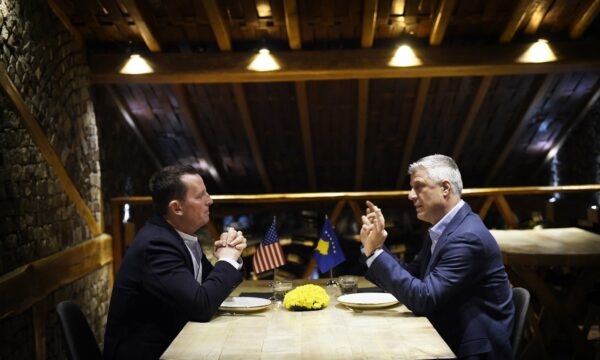 Grenell: Smith ngriti aktakuzën ndaj Thaçit pasi Schwartz ia kishte treguar informacionet që ia dhashë për negociatat Kosovë-Serbi