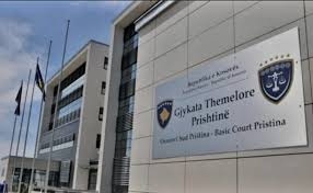 Mediat fitojnë betejën e parë: Gjykata nuk e aprovon kërkesën e këshilltarit të Kurtit për masë të sigurisë