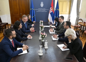 Gjuriq takon emisarin për Dialog: Hap vendimtar është themelimi i Asociacionit dhe zbatimi i obligimeve të Brukselit