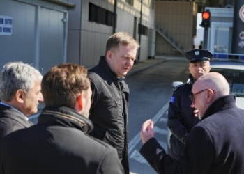Sorensen e mbyll vizitën me një postim nga Merdarja: Koha për t’i modernizuar pikëkalimet ndërmjet Kosovës dhe Serbisë