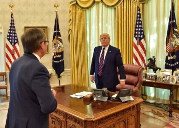 Hoti: Kosova duhet të kthehet në Shtëpinë e Bardhë