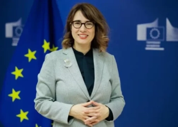 Hipper: Rruga drejt BE-së për Kosovën dhe Serbinë shkon nëpërmjet dialogut