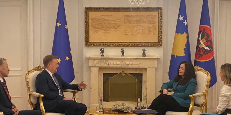 Sorensen në Presidencë, pritet nga Osmani