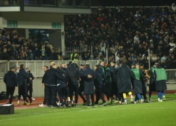Rexhbeçaj me gol të bukur e rikthen epërsinë e Kosovës ndaj Islandës