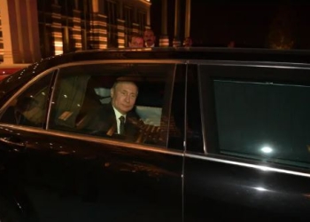 Shpërthen limuzina e Putinit (Video)