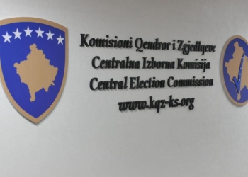 Mblidhet KQZ-ja, në rend dite rekomandimi për pezullimin e dy subjekteve politike