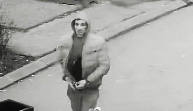 Lajmëroni policinë nëse shihni këtë person