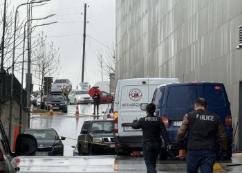 Një serb nga Leposaviqi i dyshuar për grabitjen e armatosur te “Albi Mall”, ka mbetur i plagosur