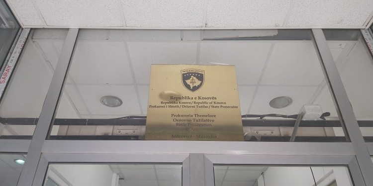 Aktakuzë kundër zyrtarëve që u zunë duke konsumuar kokainë në komunën e Leposaviqit