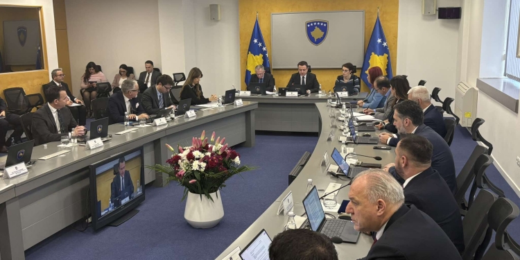 Qeveria mbrëmë mbajti mbledhje elektronike, këto janë vendimet që u morën