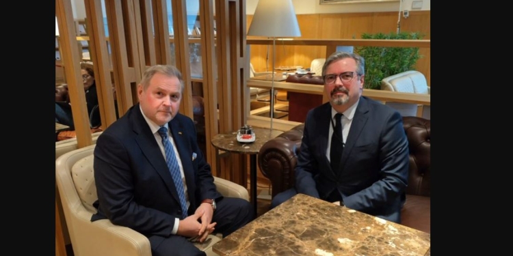 Terras dhe ambasadori Bajrami diskutojnë për votimin e raportit për Kosovën nga PE në maj