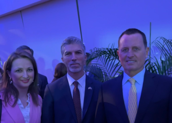 Ambasadori i Kosovës në SHBA takohet me Richard Grenell